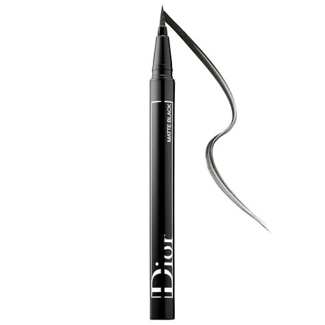 dior on stage liquid eyeliner.